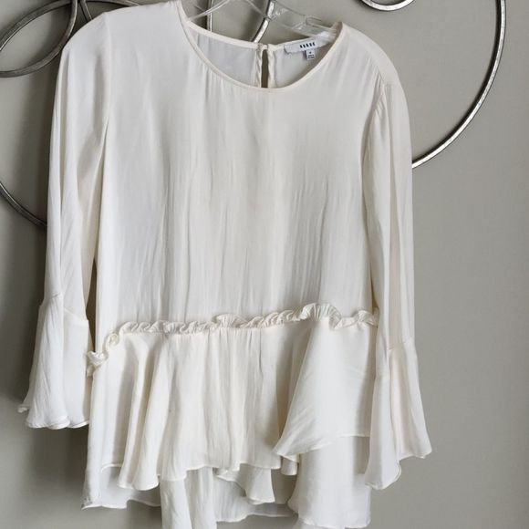 Elegant White Blouse - Picture 1 of 7